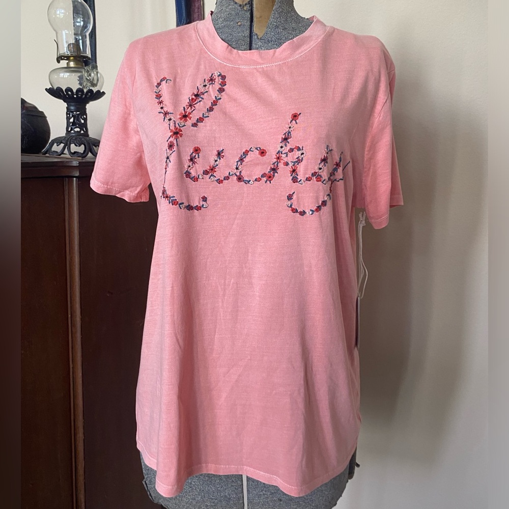New Lucky Brand "LUCKY' Embroidered Light Coral Tee Top Shirt
